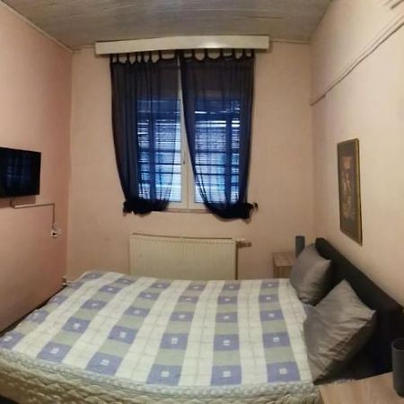 Krin Apartman Суботиця Екстер'єр фото